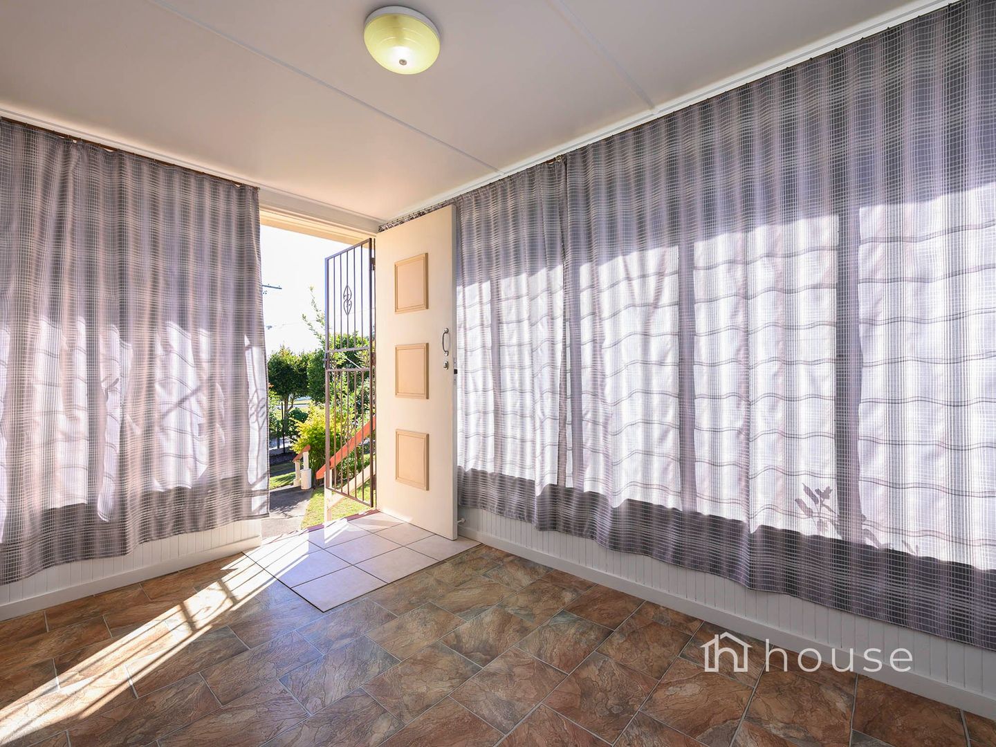 13 McMahon Street, Bundamba QLD 4304, Image 2