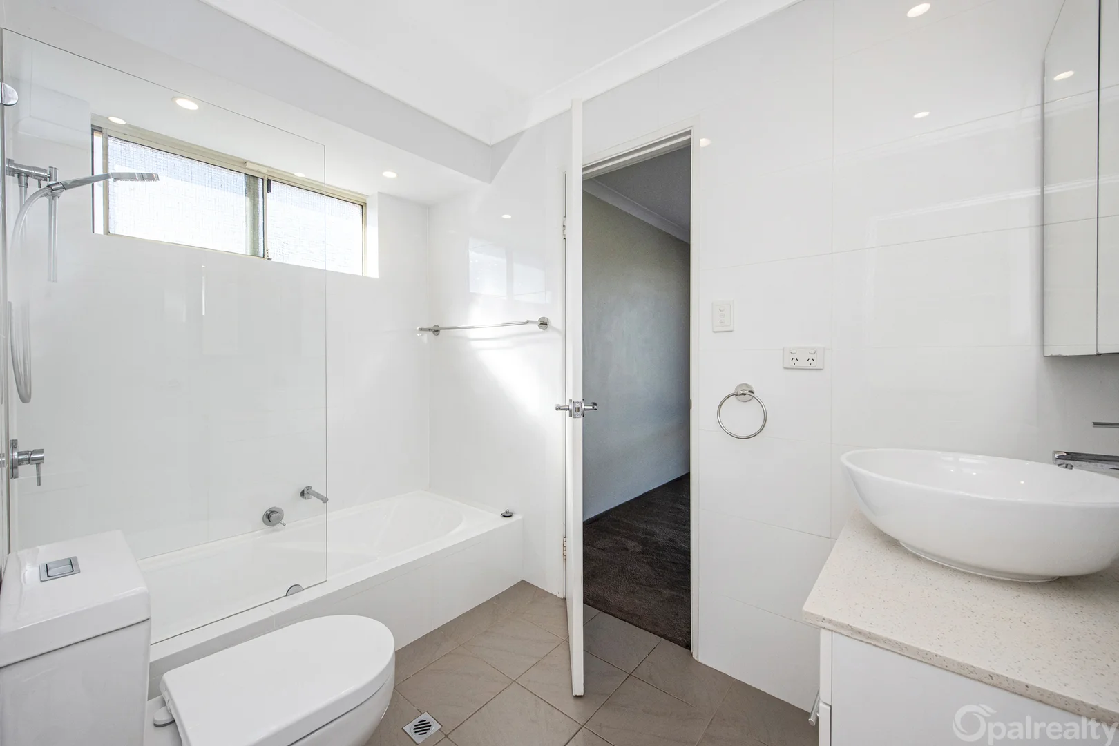 Additional image 15 of 4 Dress Circle, Warnbro WA 6169