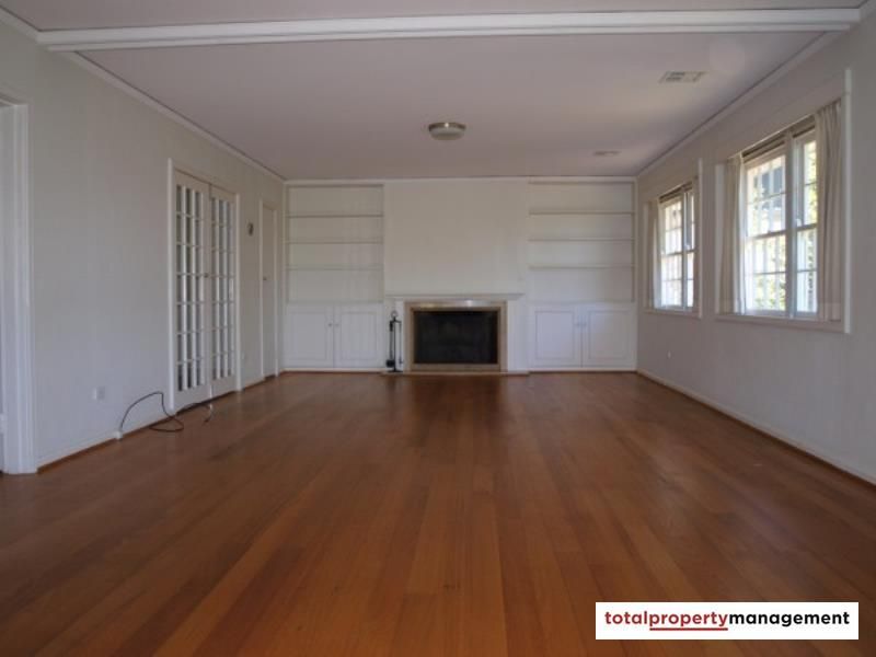 56 Endeavour Street, Red Hill ACT 2603, Image 2