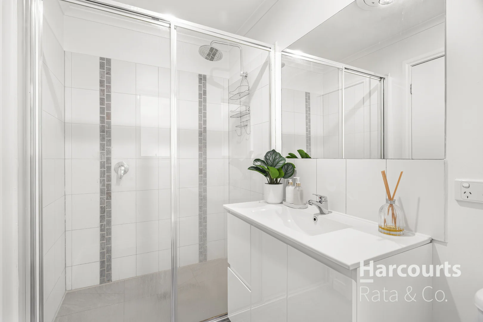 Additional image 9 of 2/30 Heyington Avenue, Thomastown VIC 3074