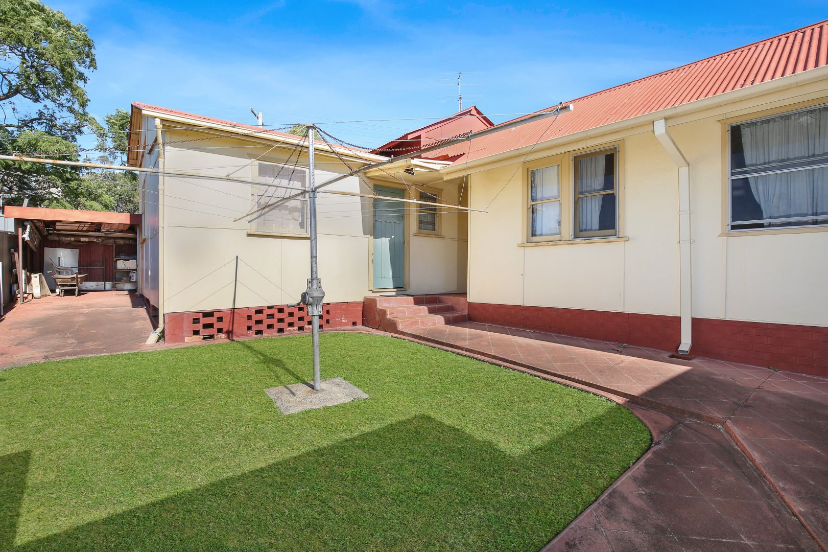 28 Allan Street, Port Kembla NSW 2505, Image 2