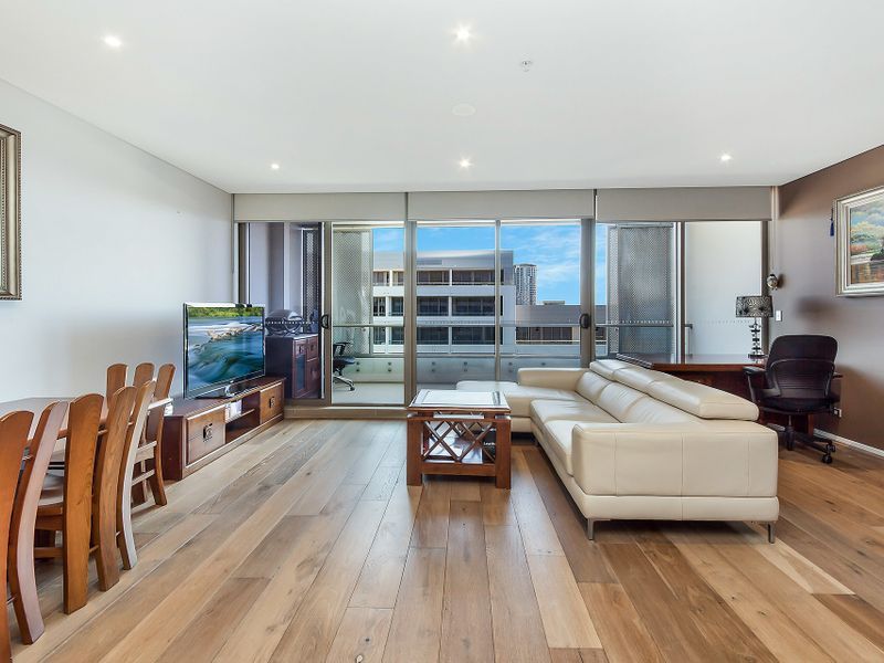 2 bedrooms Apartment / Unit / Flat in 747/10 Victoria Park Parade ZETLAND NSW, 2017