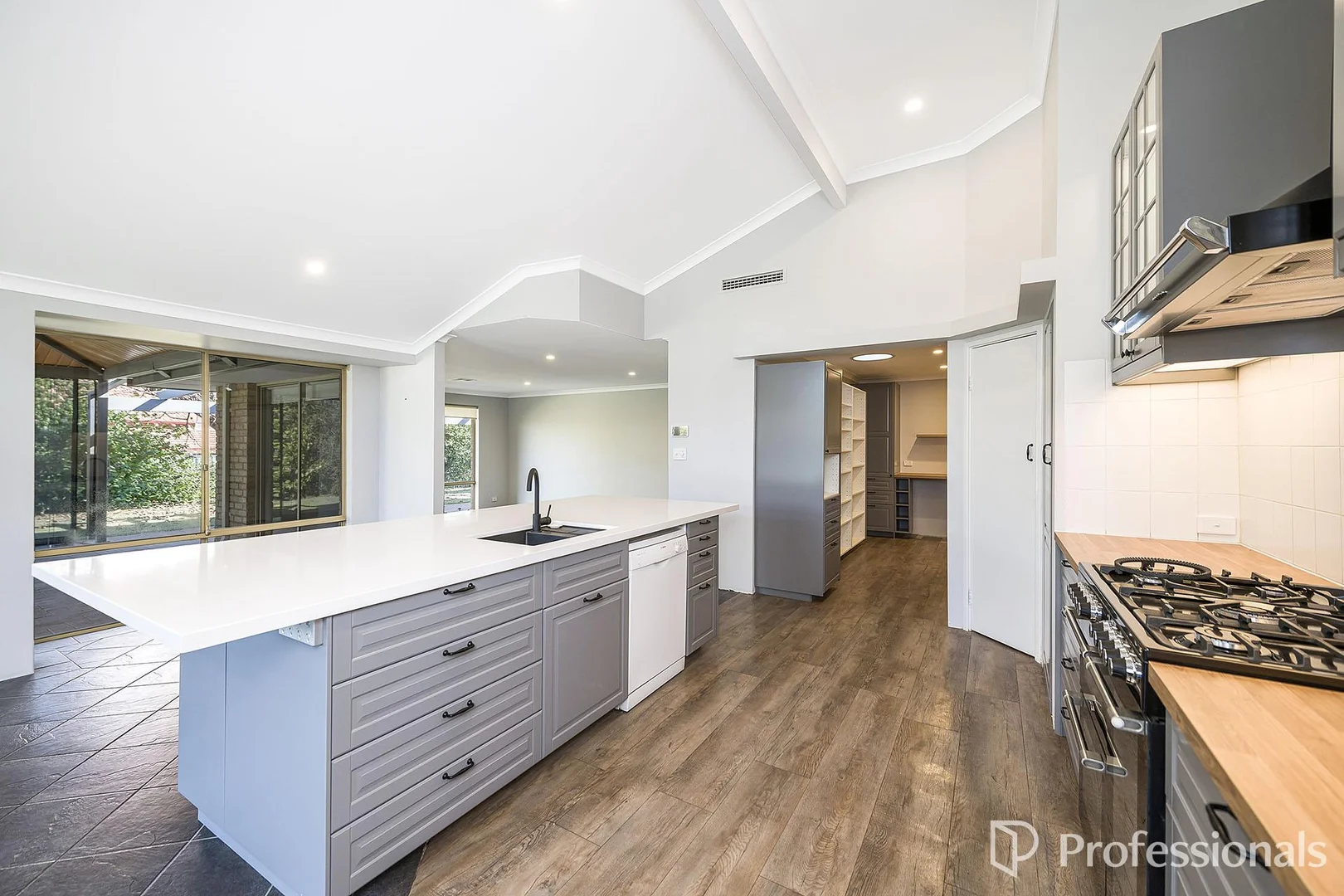 Additional image 4 of 6 Plover Way, Kingsley WA 6026