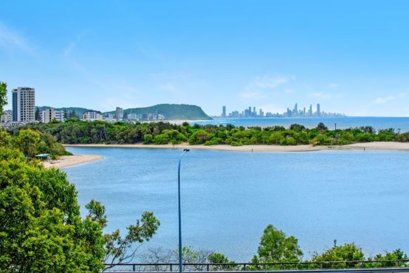 2 bedrooms Apartment / Unit / Flat in Unit 3/38-42 Duringan Street CURRUMBIN QLD, 4223