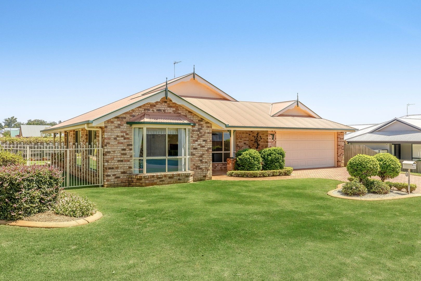 7 Weis Crescent, Middle Ridge QLD 4350, Image 0