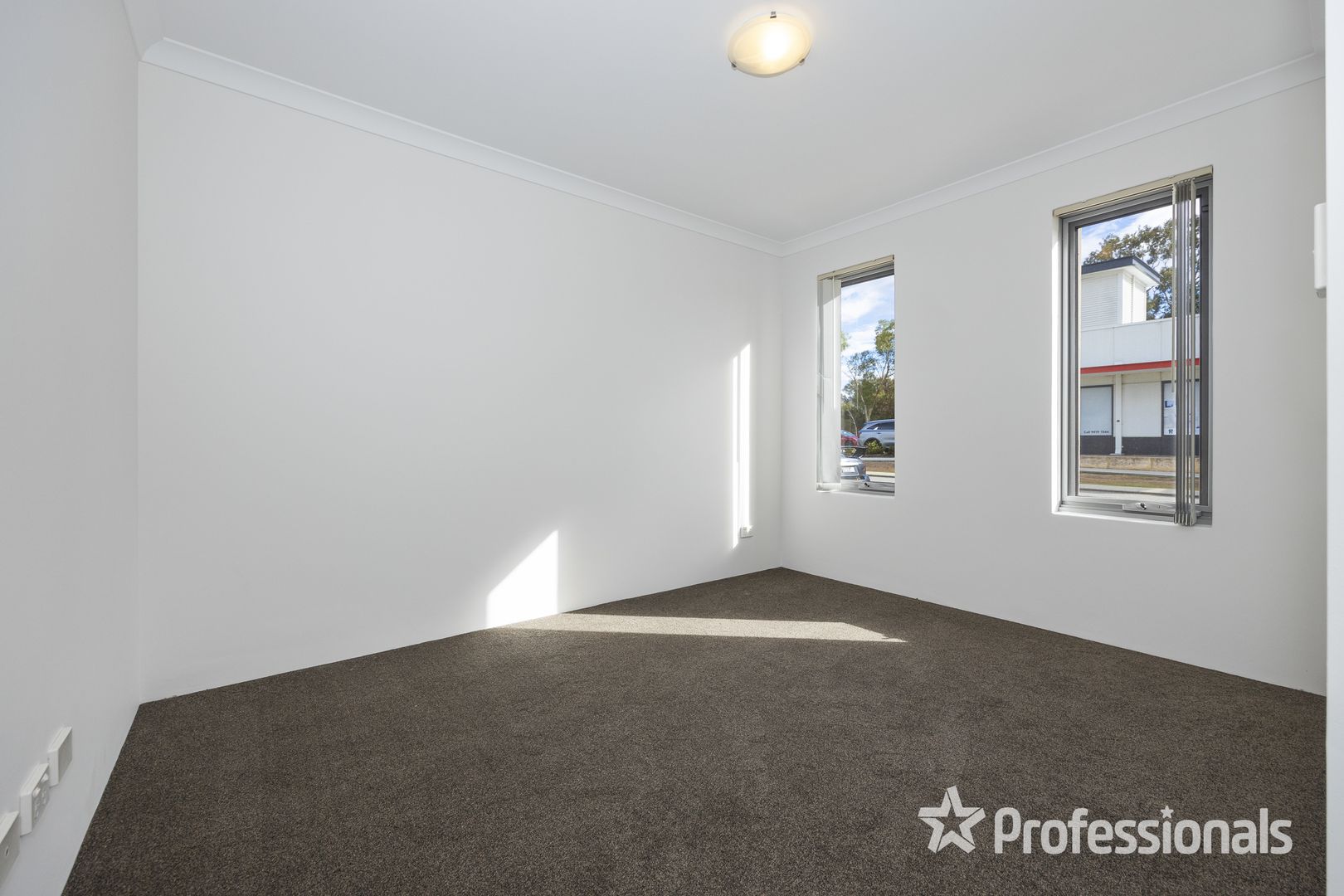 39 Lazuli Rise, Wellard WA 6170, Image 2