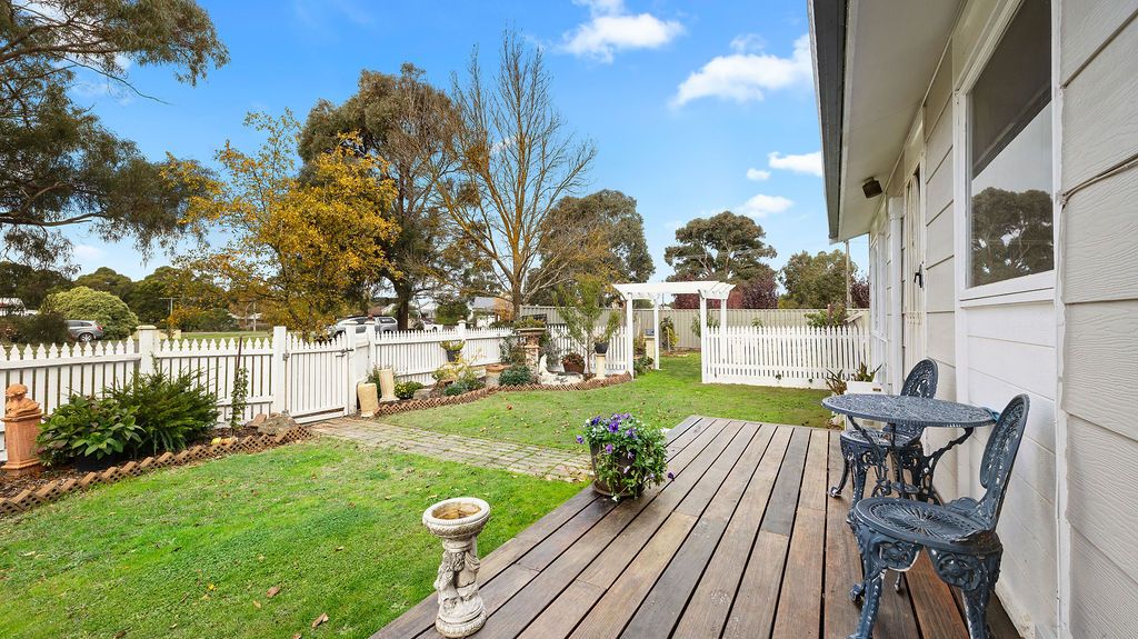 27 Jopling Street, Ballan VIC 3342, Image 0