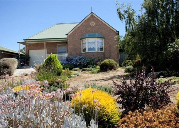 6 Sedgwick Close, Kennington VIC 3550