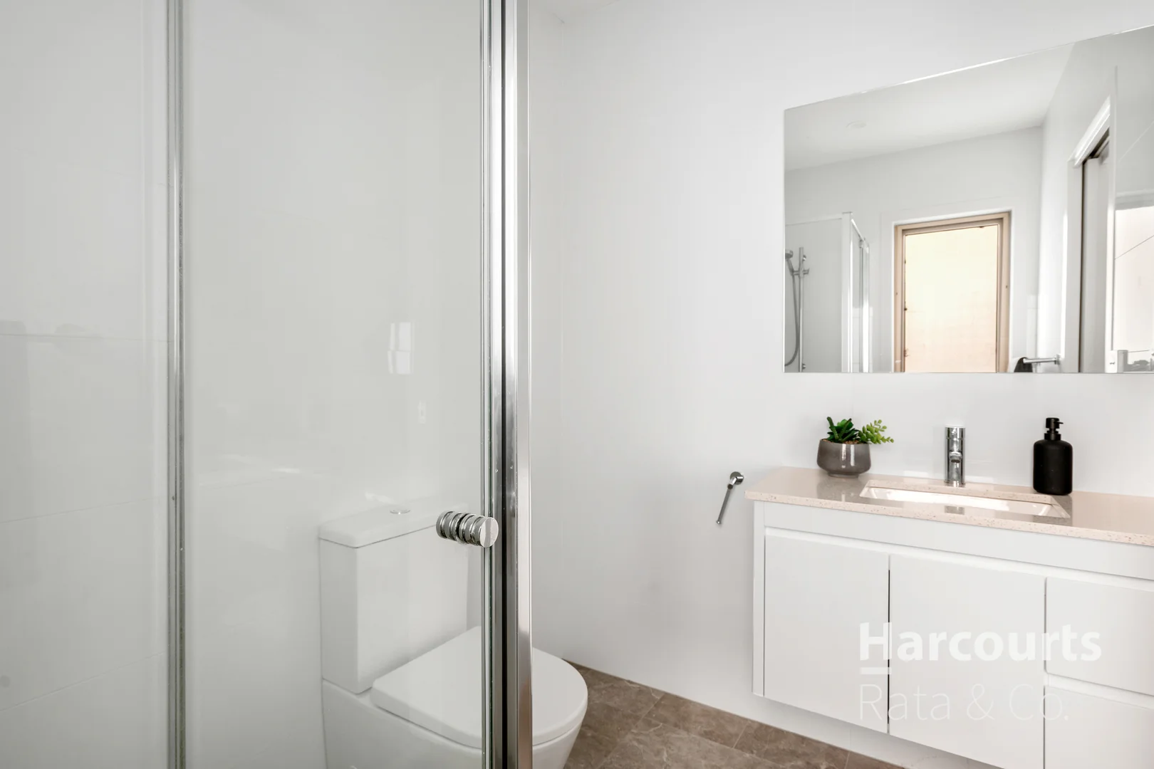 Additional image 10 of 3/35 Whitelaw Street, Reservoir VIC 3073