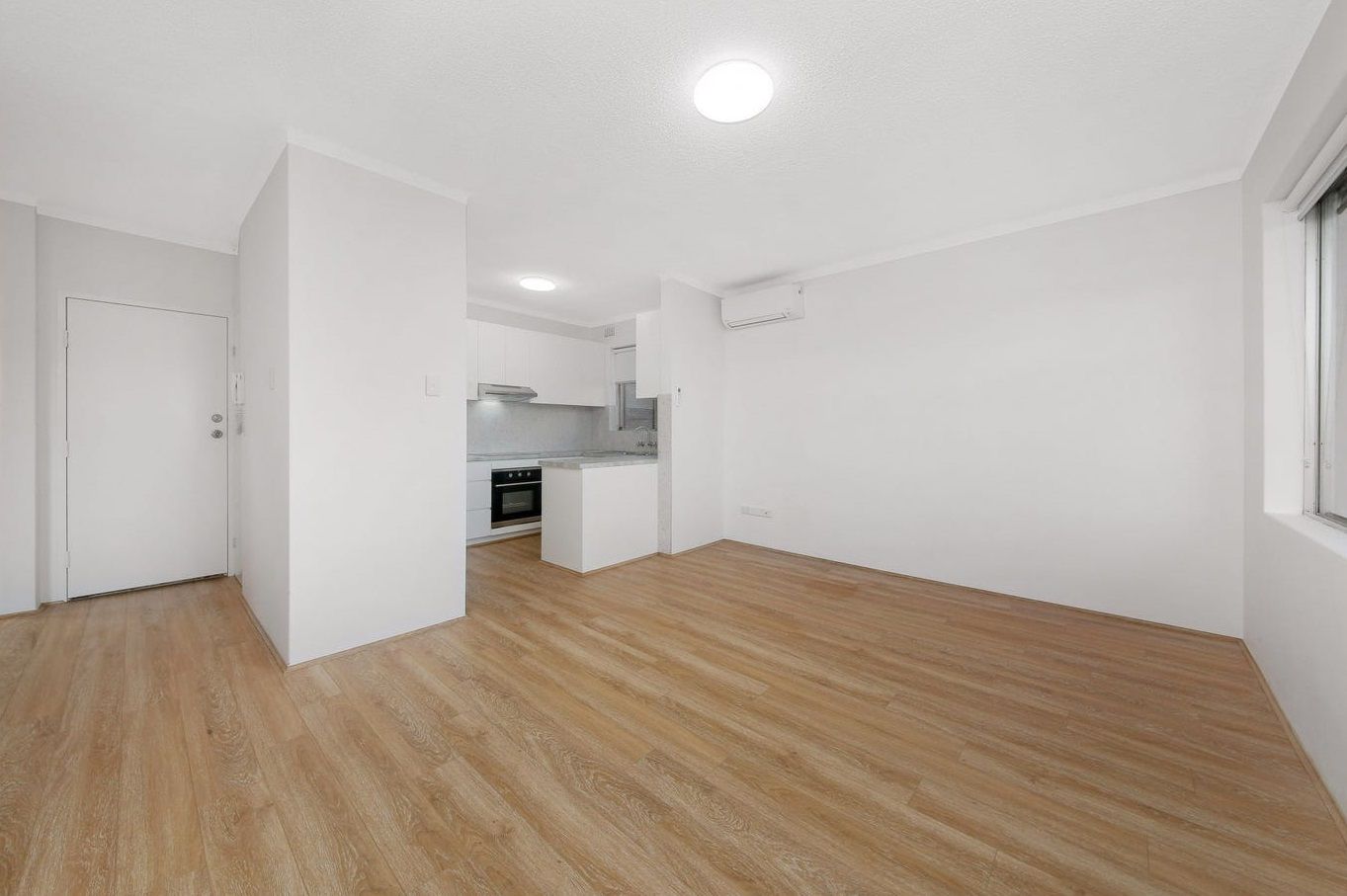 2 bedrooms Apartment / Unit / Flat in 7/8 Allen Street HARRIS PARK NSW, 2150