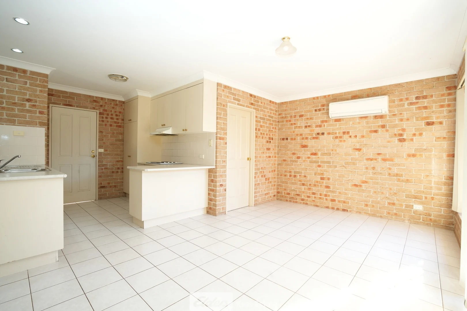 Additional image 4 of 2/211 Wakaden Street, Griffith NSW 2680