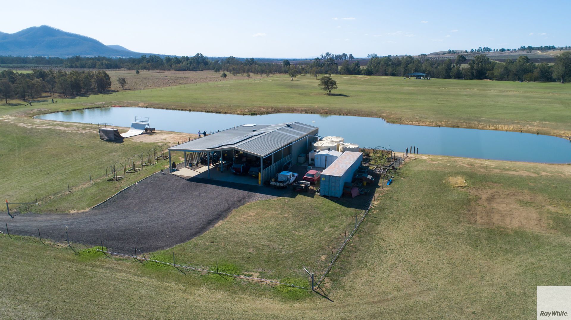 463 Milbrodale Road, Fordwich NSW 2330, Image 2
