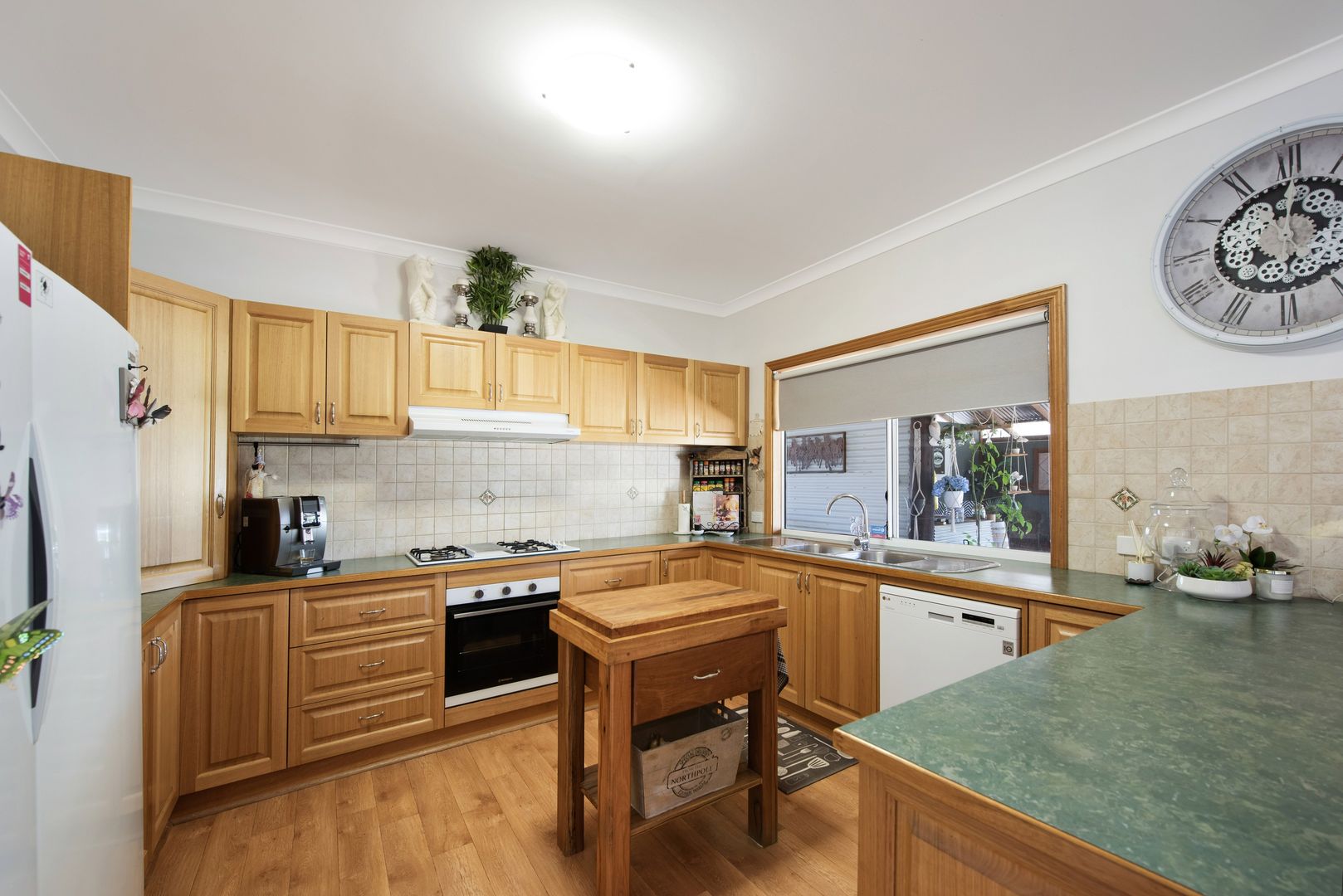 10 Polwarth Parade, Deepdale WA 6532, Image 1