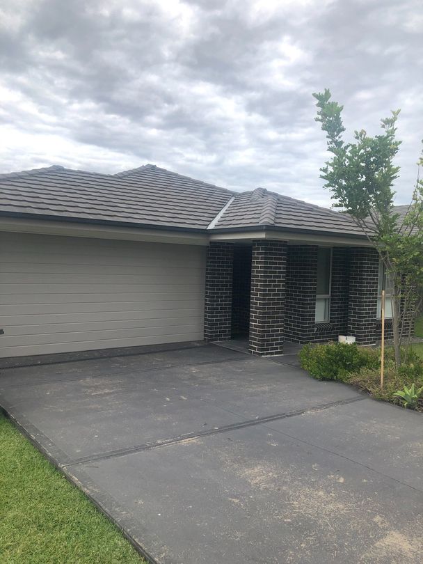 4 bedrooms House in 29 Chestnut Ave GILLIESTON HEIGHTS NSW, 2321