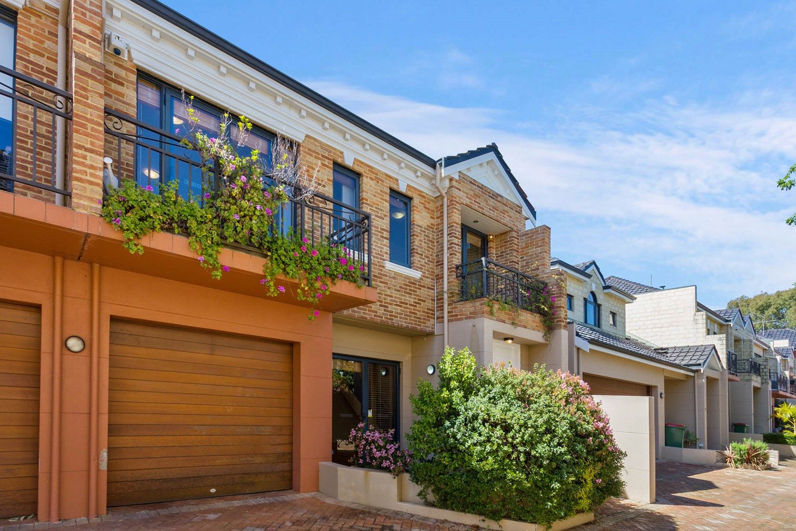 3 bedrooms Townhouse in 18/212 Railway Parade WEST LEEDERVILLE WA, 6007