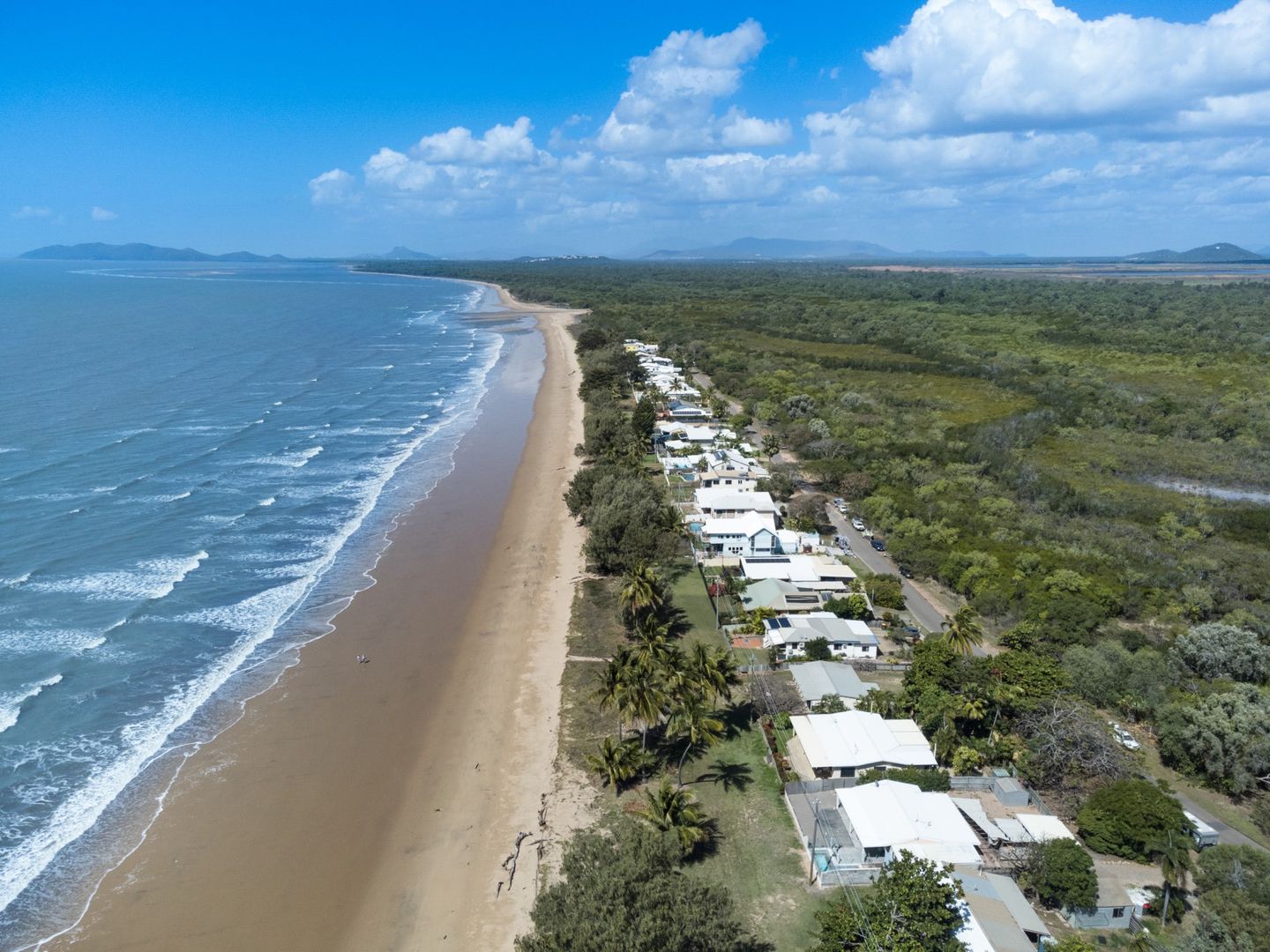 53 Cay Street, Saunders Beach QLD 4818, Image 2