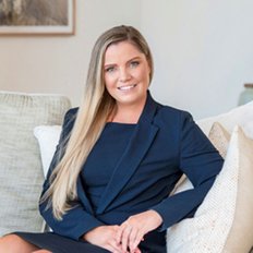 Reannon Bilbow, Property manager