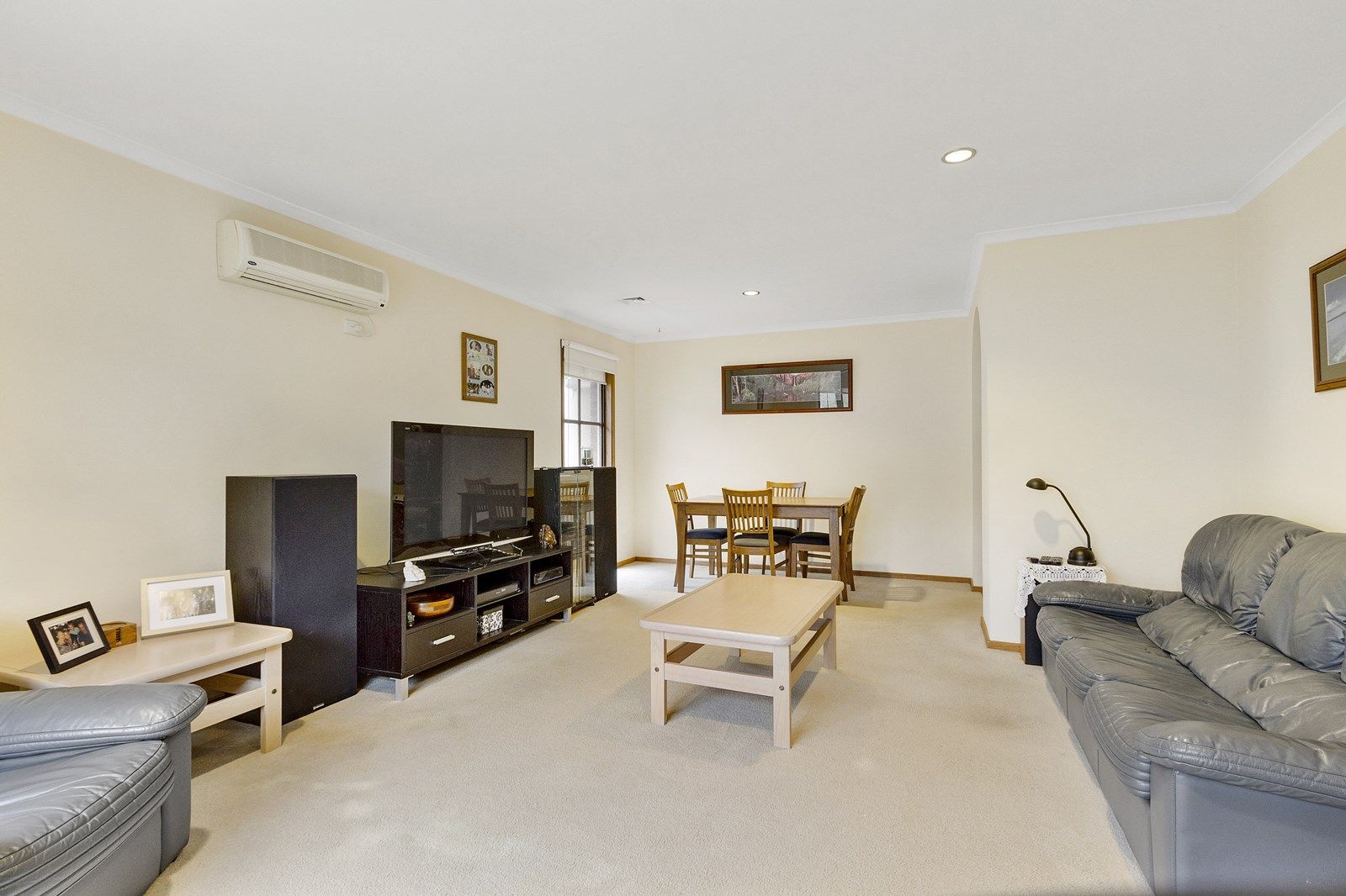 10 Diana Court, Langwarrin VIC 3910, Image 2