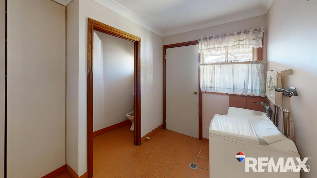 Additional image 9 of 2/2 Hunter Street, Junee NSW 2663