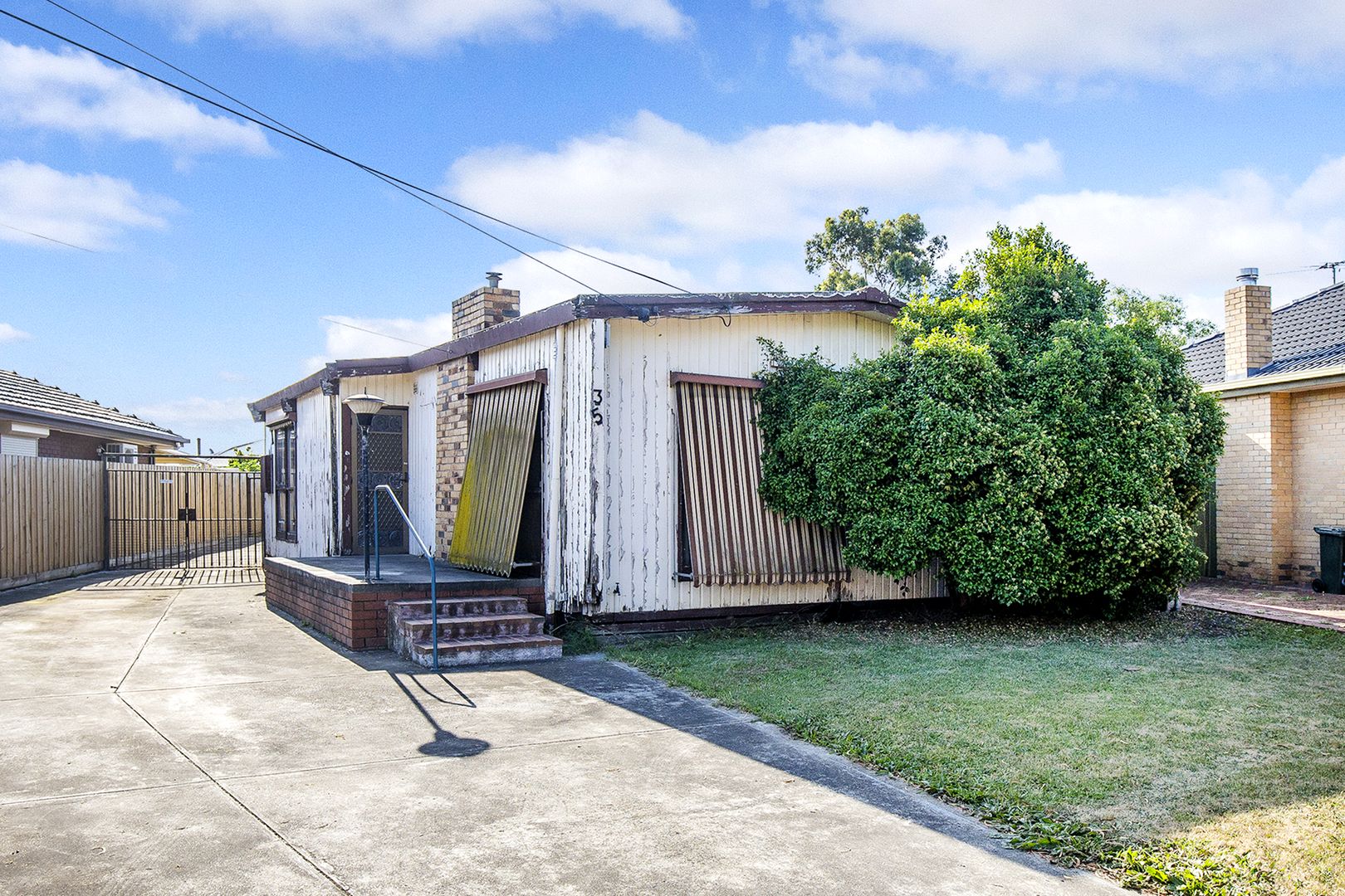 35 Hubert Avenue, Glenroy VIC 3046, Image 1