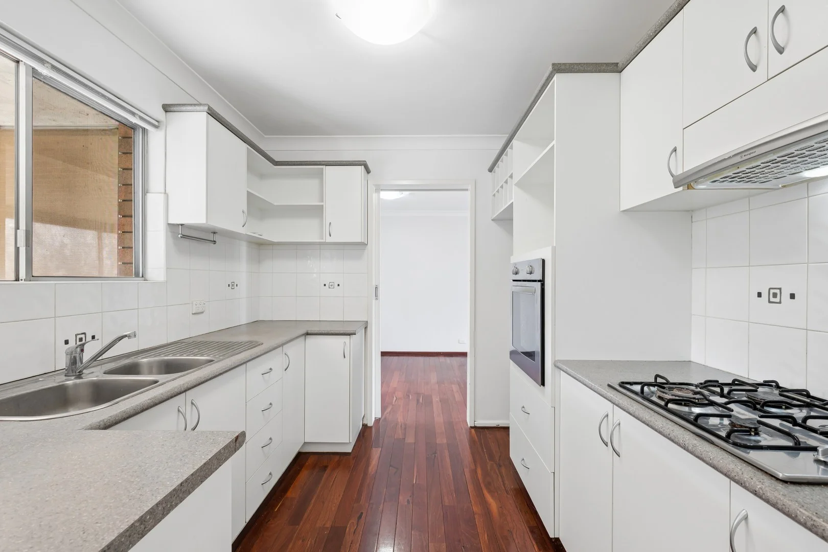 Primary image of 11 Elvington Way, Thornlie WA 6108