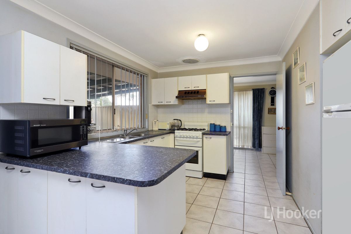 12 Jacaranda Place, Doonside NSW 2767, Image 2