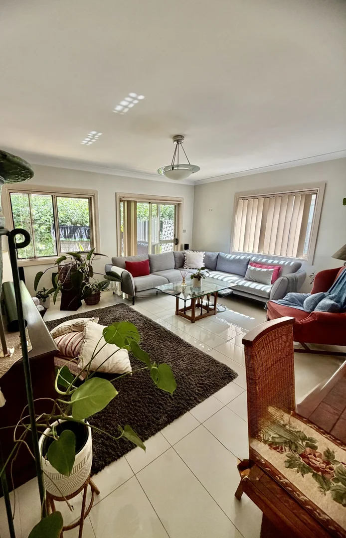 Additional image 3 of 35 Cole Crescent, Liberty Grove NSW 2138