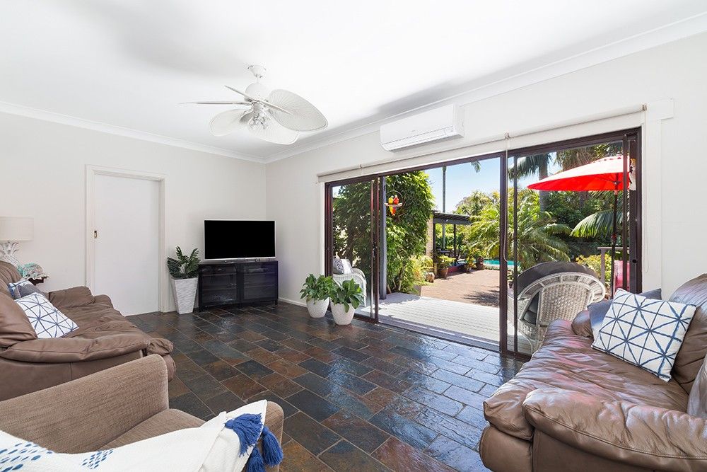 49 Carabella Road, Caringbah NSW 2229, Image 2