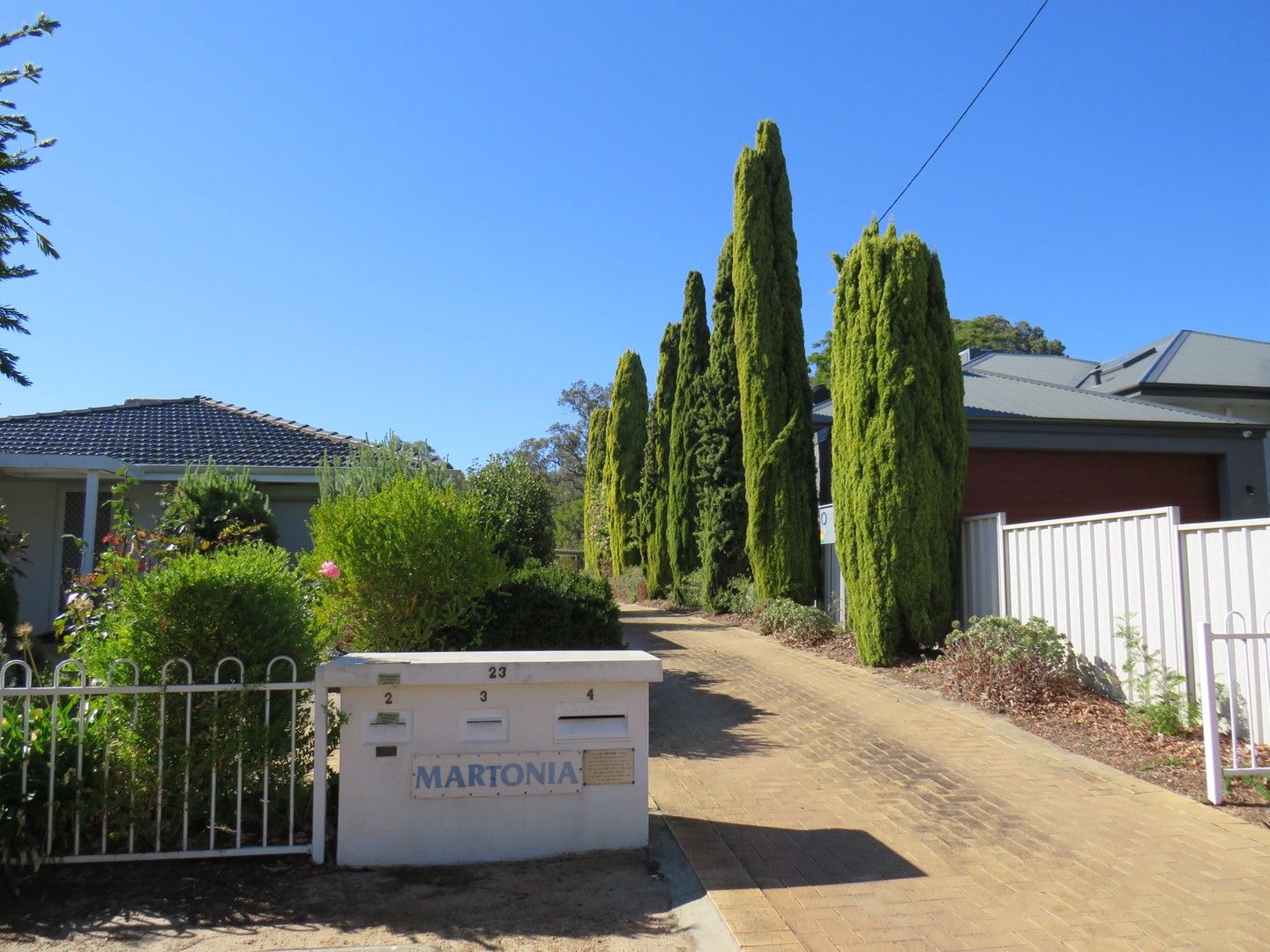 3 bedrooms House in 3/23 Central Road KALAMUNDA WA, 6076