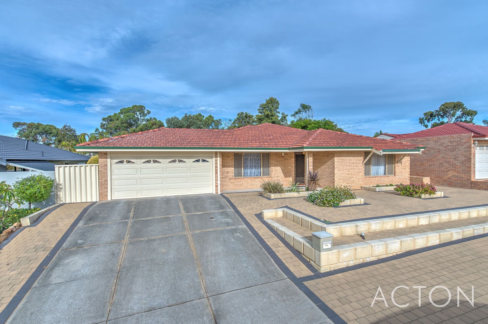 34 Wimbledon Drive, Kingsle Property History & Address Research Domain