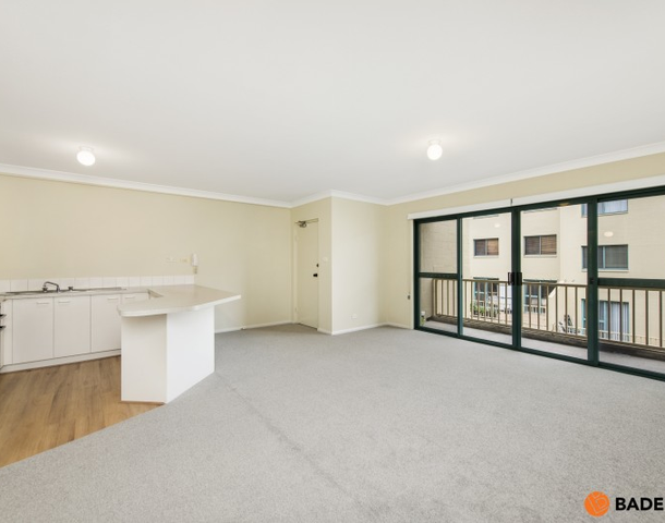 64/53 Mcmillan Crescent, Griffith ACT 2603