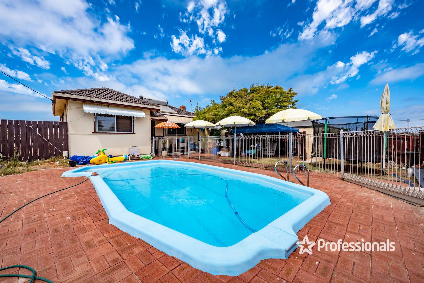 22 Dampier Street, Beachlands WA 6530, Image 0