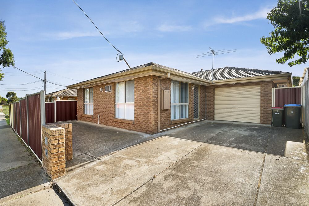 2 bedrooms Apartment / Unit / Flat in 3/19 Cowderoy St HOPPERS CROSSING VIC, 3029