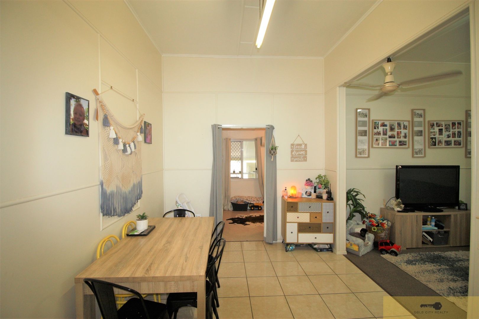 4 Melville Street, Charters Towers City QLD 4820, Image 2