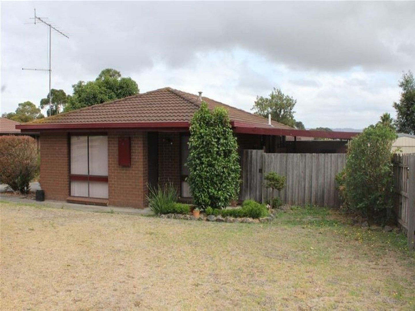 2 bedrooms House in 1/46 Strathcole Drive TRARALGON VIC, 3844