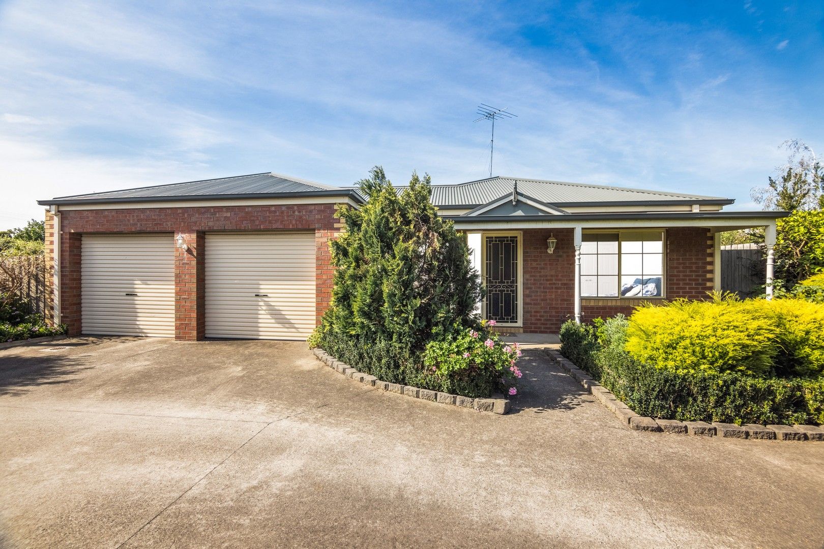 2/17 Babra Court, Grovedale VIC 3216, Image 0