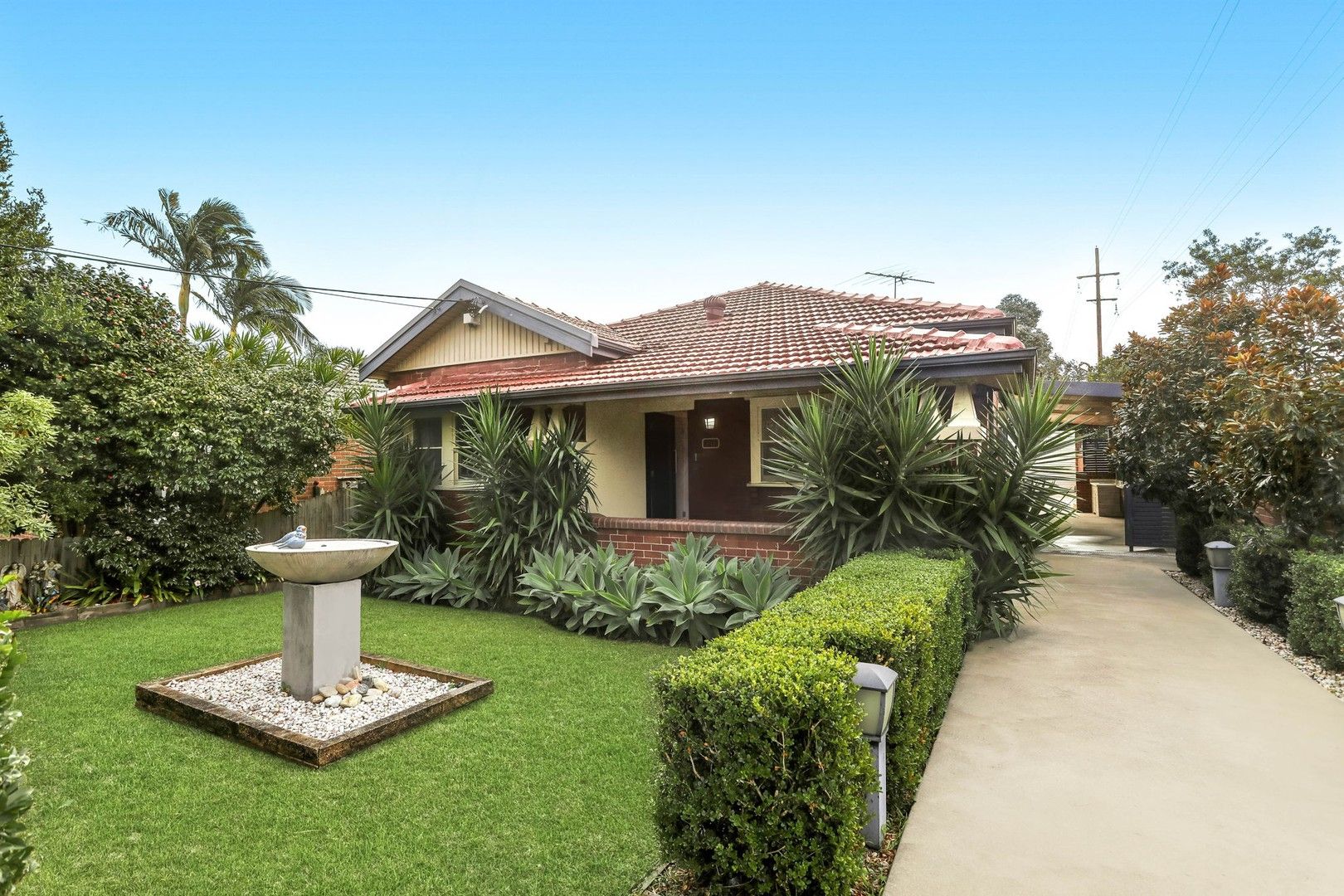 3 bedrooms House in 1 Gretchen Avenue EARLWOOD NSW, 2206