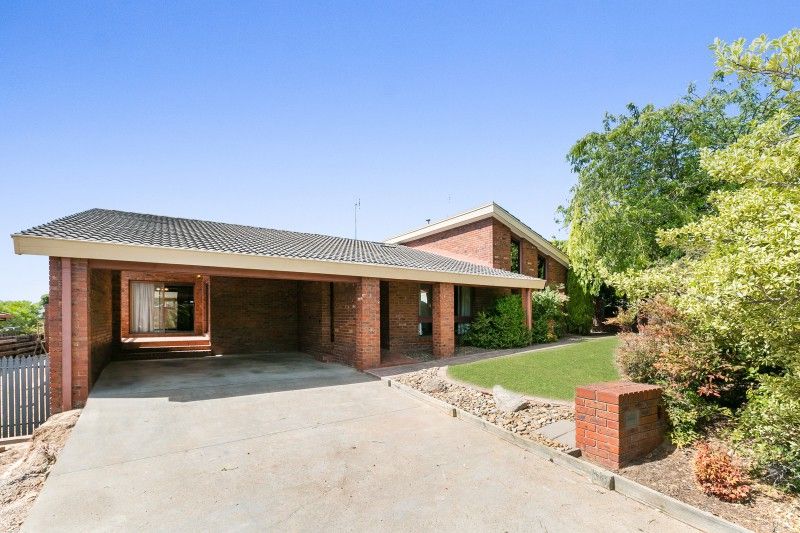 3 bedrooms House in 5 Plante Court STRATHDALE VIC, 3550