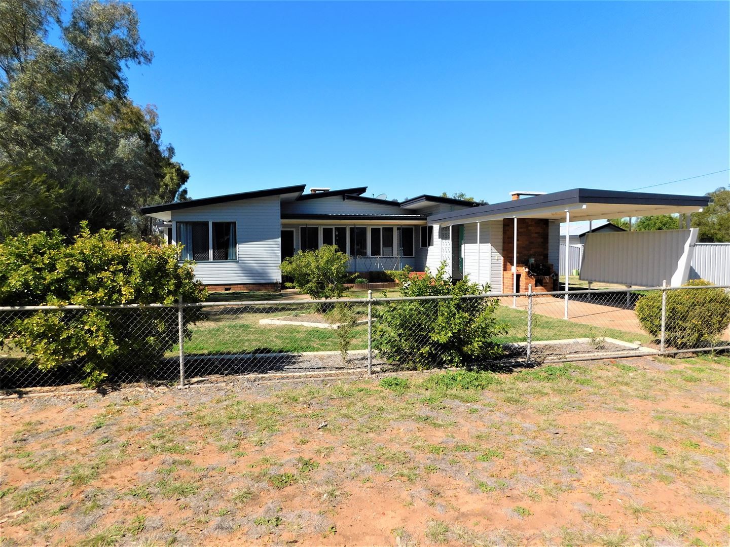 182 Parry Street, Charleville QLD 4470, Image 0