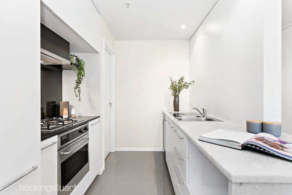 1107/28 Wills Street, Melbourne VIC 3000, Image 2