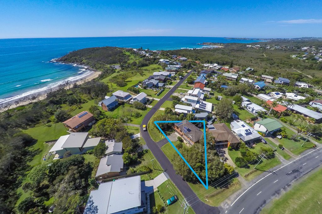 2 Fuller Street, Arrawarra Headland NSW 2456, Image 0