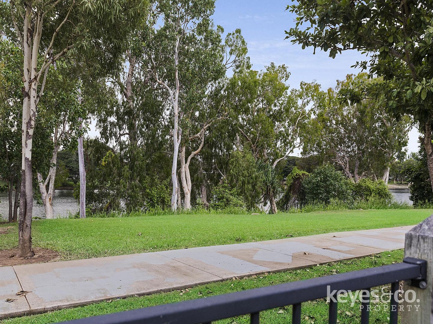 36 Sheerwater Parade, Douglas QLD 4814, Image 1