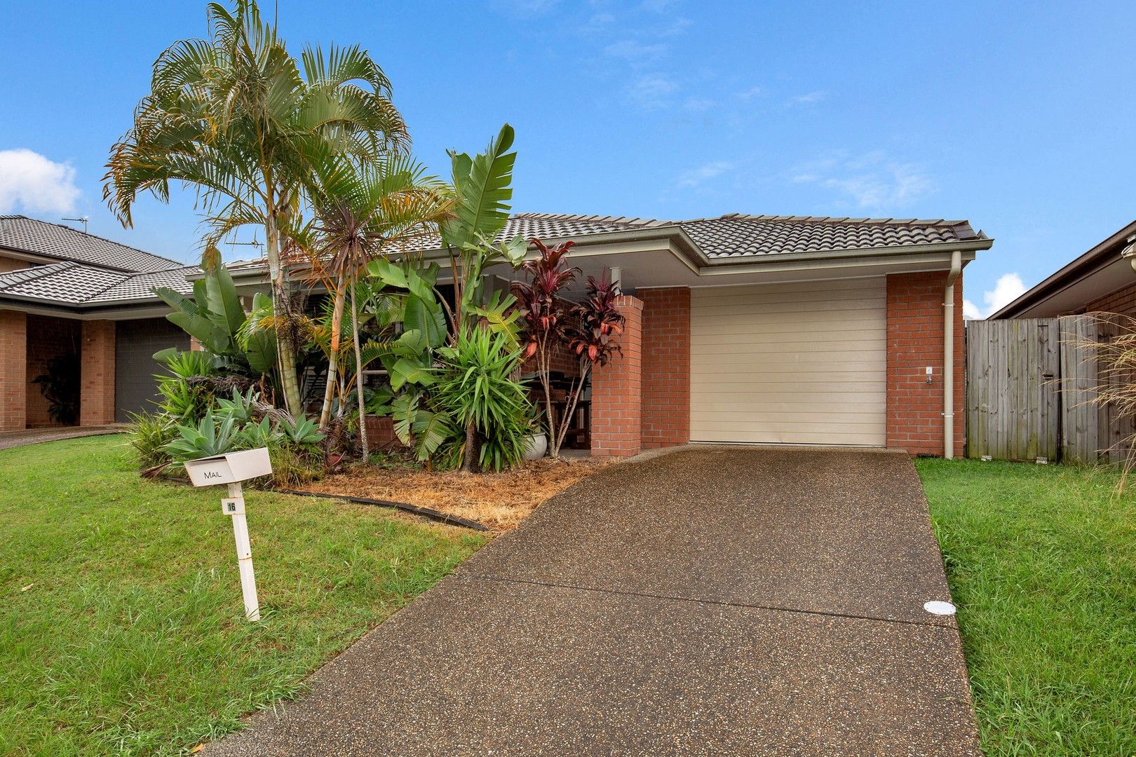 3 bedrooms House in 16 Christine Drive COOMERA QLD, 4209