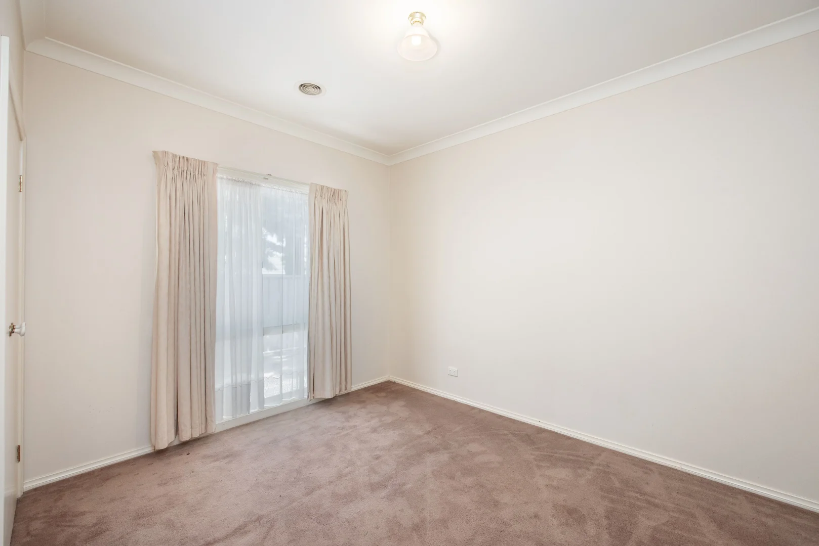 Additional image 3 of 9 Percival Court, Glenroy NSW 2640