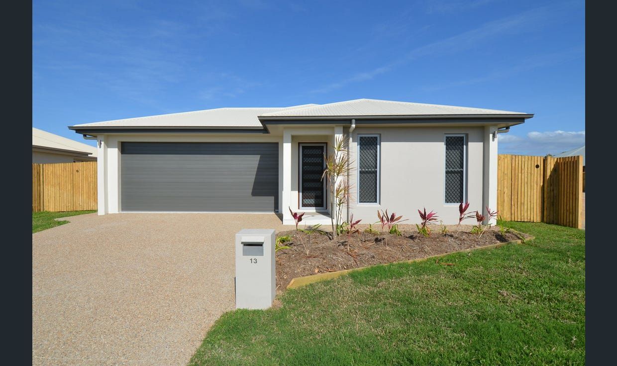 4 bedrooms House in 13 Aldrin Street BURDELL QLD, 4818
