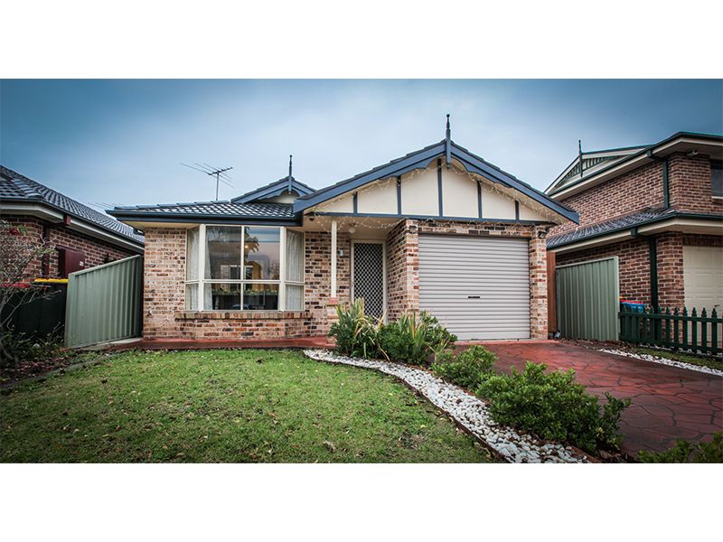 3 Lyndhurst Court, Wattle Grove NSW 2173, Image 0