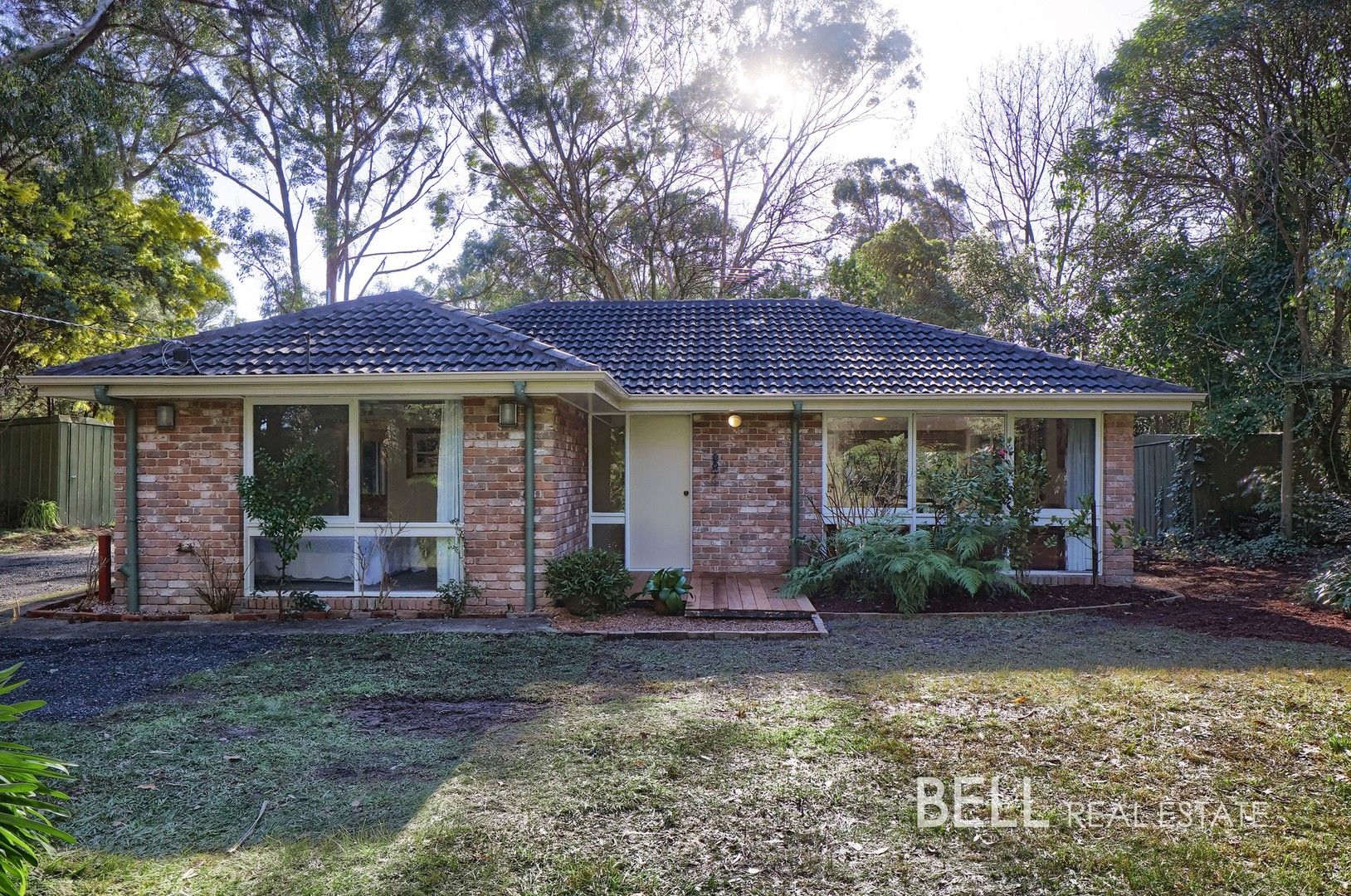 3 bedrooms House in 32 Mountain Road COCKATOO VIC, 3781