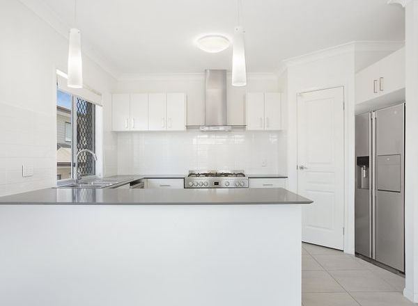 55 Kangaroo Crescent, Springfield Lakes QLD 4300 - House For Rent | Domain