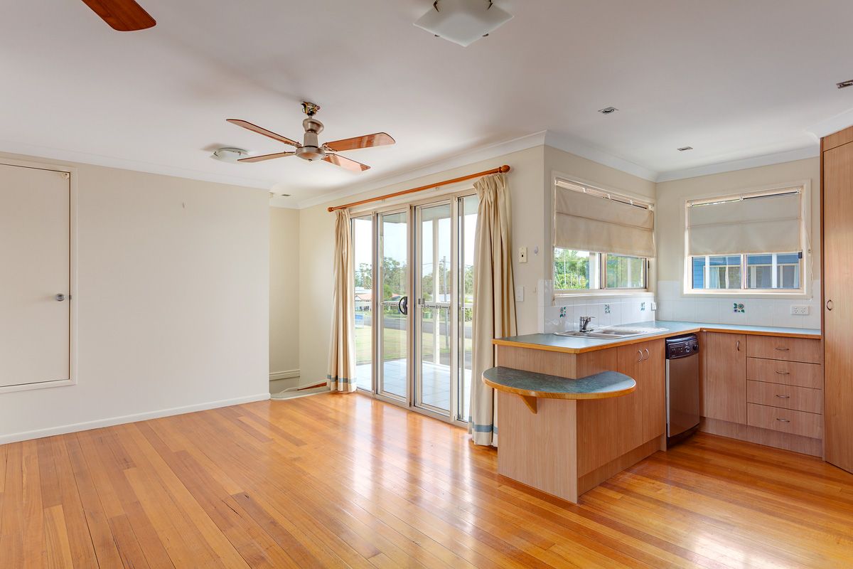 3/17 Bass Street, Tin Can Bay QLD 4580, Image 2