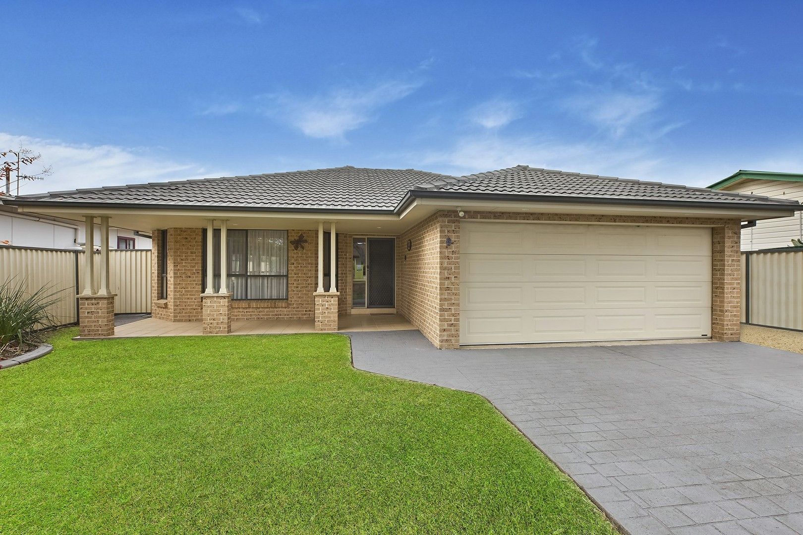 6 Brooke Avenue, Killarney Vale NSW 2261, Image 0